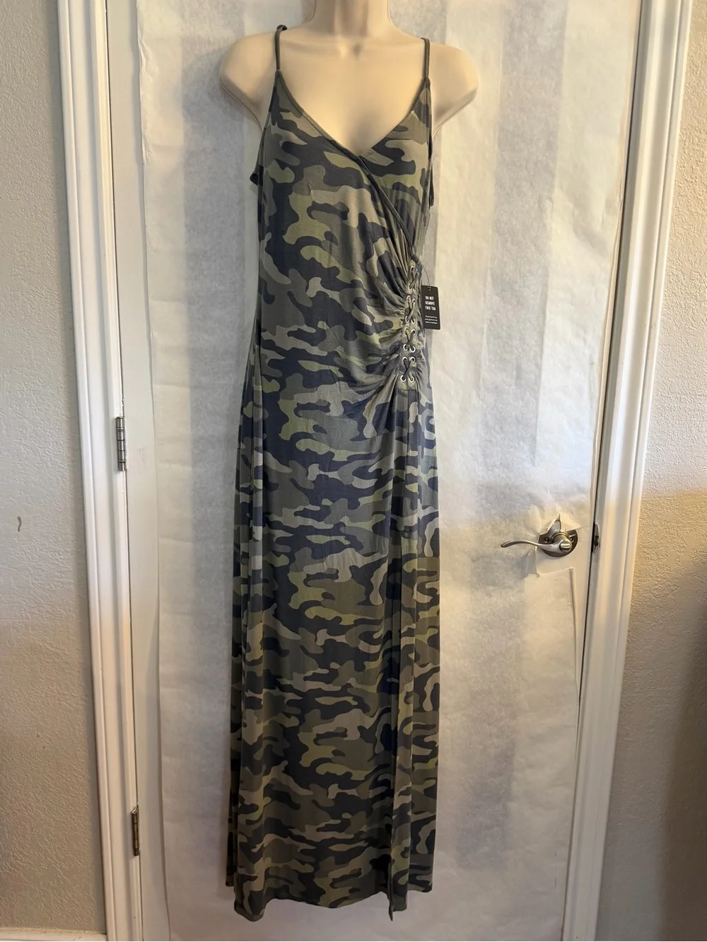 Express Camouflage Ruched Side Maxi Dress NWT Sz-S. B2 - Picture 3 of 11